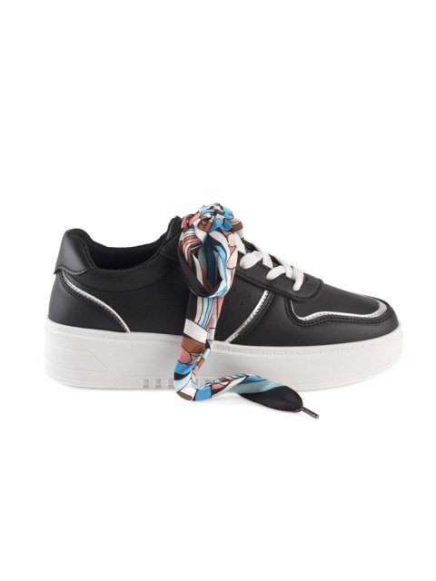 Czarne sneakersy damskie wiązane wstążką - 40