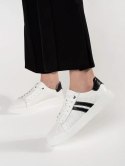 Białe sneakersy ażurowe ze skóry naturalnej - 39
