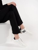 Białe sneakersy ażurowe ze skóry naturalnej - 39