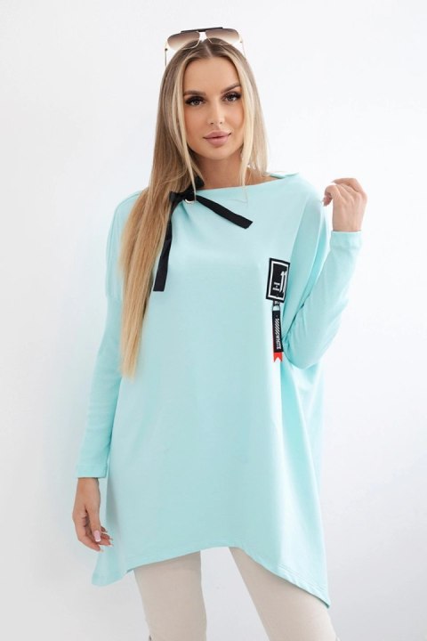 Bluza oversize z asymetrycznymi bokami miętowa uniwersalny Bluza oversize z asymetrycznymi bokami miętowa uniwersalny
