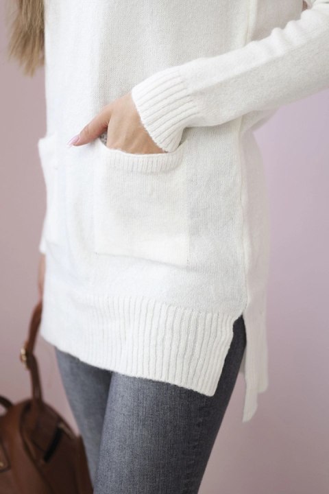 Sweter ze stójką ecru uniwersalny