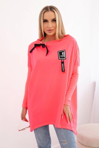 Bluza oversize z asymetrycznymi bokami różowy neon uniwersalny