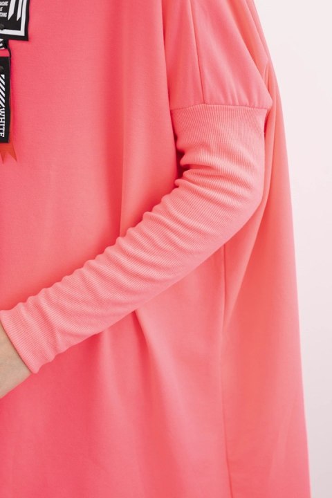 Bluza oversize z asymetrycznymi bokami różowy neon uniwersalny