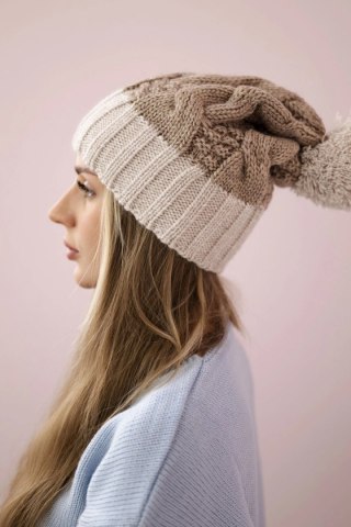 Czapka z polarem Paris K212 ciemny beżowy+beżowy uniwersalny
