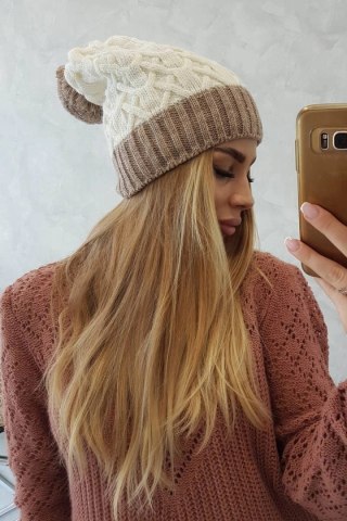 Czapka z polarem Bibiana K264 ciemny beżowy+ecru uniwersalny