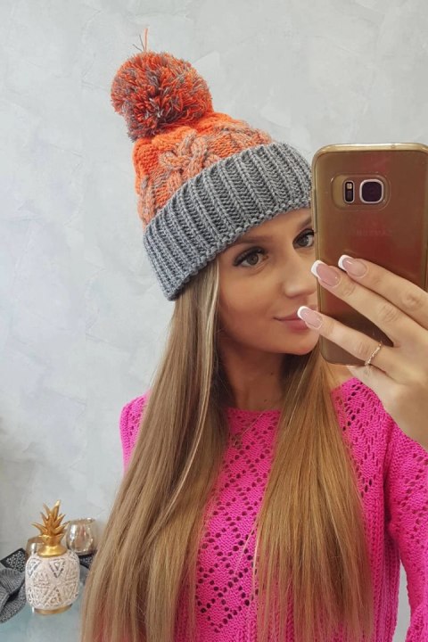 Czapka damska z pomponem Abigail K326 szary+pomarańczowy neon uniwersalny
