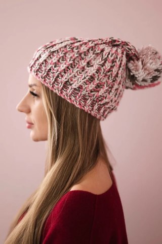 Czapka damska z pomponem Maria K335 pudrowy róż uniwersalny
