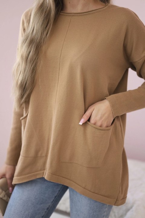 Sweter z kieszeniami z przodu camelowy uniwersalny
