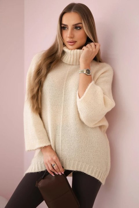 Sweter z golfem beżowy uniwersalny