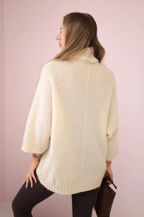 Sweter z golfem beżowy uniwersalny