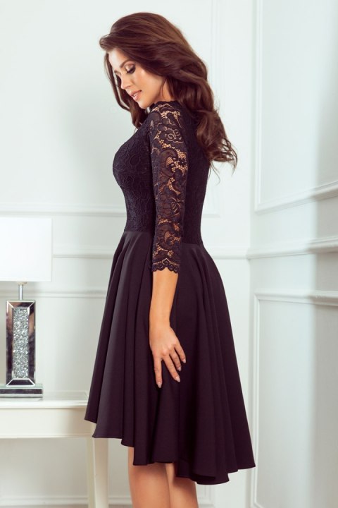 210-10 NICOLLE - sukienka z dłuższym tyłem z koronkowym dekoltem - CZARNA - M 210-10 NICOLLE - sukienka z dłuższym tyłem z koronkowym dekoltem - CZARNA - M