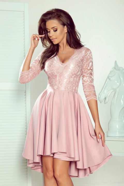 210-11 NICOLLE - sukienka z dłuższym tyłem z koronkowym dekoltem - PUDROWY RÓŻ - XXXL 210-11 NICOLLE - sukienka z dłuższym tyłem z koronkowym dekoltem - PUDROWY RÓŻ - XXXL