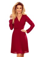 313-8 ISABELLE Plisowana sukienka z dekoltem i długim rękawkiem - BORDOWA - XXL