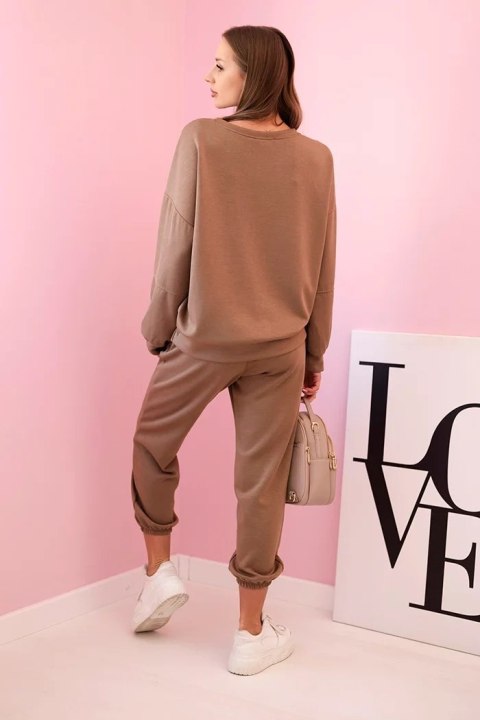 Komplet bluza + spodnie masełko camelowy uniwersalny Komplet bluza + spodnie masełko camelowy uniwersalny
