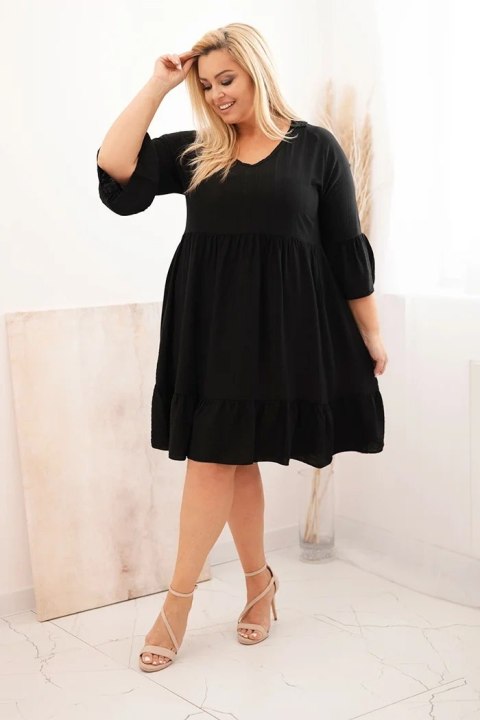 Sukienka damska Plus Size wiskozowa z ażurowym zdobieniem czarna Sukienka damska Plus Size wiskozowa z ażurowym zdobieniem czarna