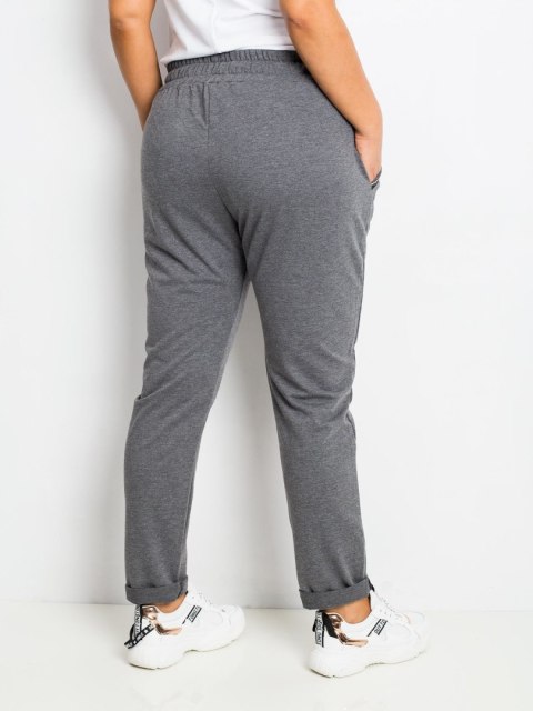 Spodnie dresowe RV-DR-4765.52 ciemny szary 2XL Spodnie dresowe RV-DR-4765.52 ciemny szary 2XL