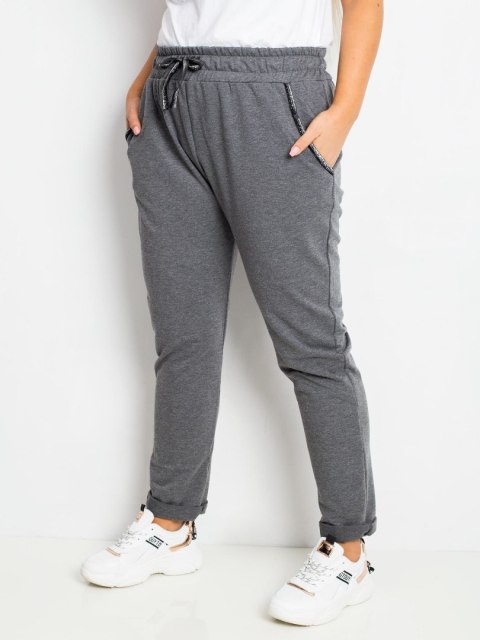 Spodnie dresowe RV-DR-4765.52 ciemny szary 3XL Spodnie dresowe RV-DR-4765.52 ciemny szary 3XL