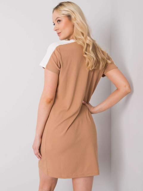 Sukienka HG-SK-5446.21 camelowy M Sukienka HG-SK-5446.21 camelowy M
