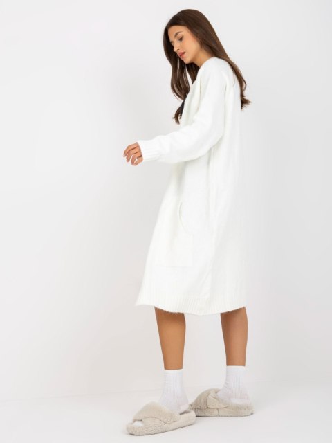 Sweter LC-SW-0344.27P ecru Sweter LC-SW-0344.27P ecru