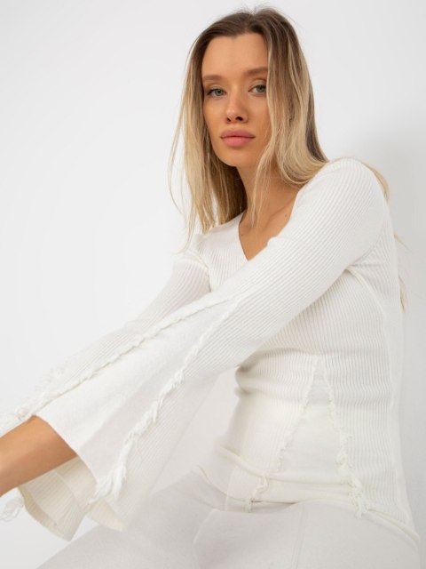 Sweter VI-SW-20260.91P ecru Sweter VI-SW-20260.91P ecru