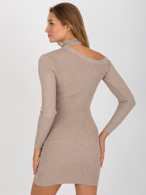 Sukienka NM-SK-NG-2315.19P ciemny bezowy L/XL Sukienka NM-SK-NG-2315.19P ciemny bezowy L/XL