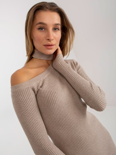 Sukienka NM-SK-NG-2315.19P ciemny bezowy S/M Sukienka NM-SK-NG-2315.19P ciemny bezowy S/M