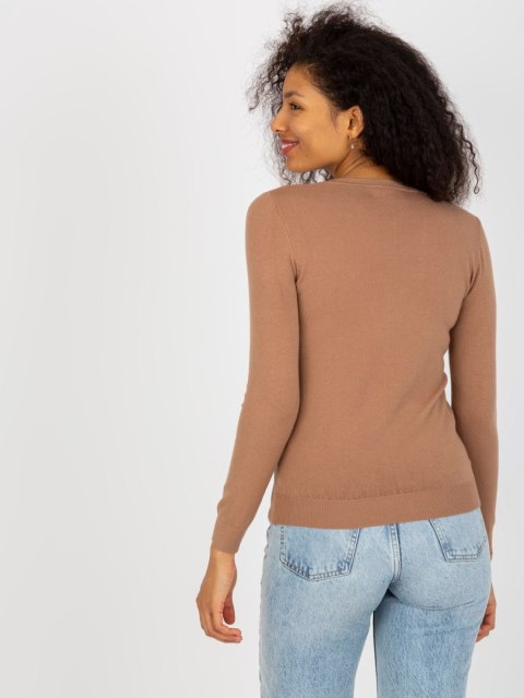 Sweter NM-SW-J52001.57 camelowy Sweter NM-SW-J52001.57 camelowy