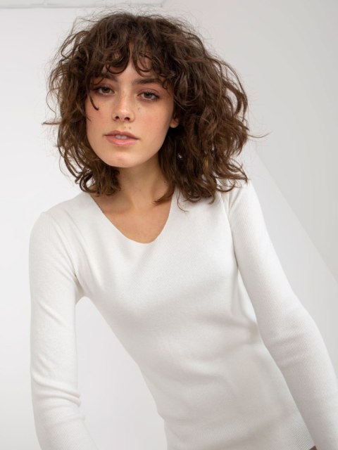 Sweter NM-SW-J52004-2.04 biały Sweter NM-SW-J52004-2.04 biały