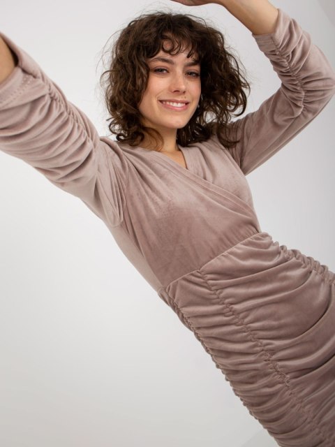 Sukienka RP-SK-8199.01 ciemny bezowy L/XL Sukienka RP-SK-8199.01 ciemny bezowy L/XL