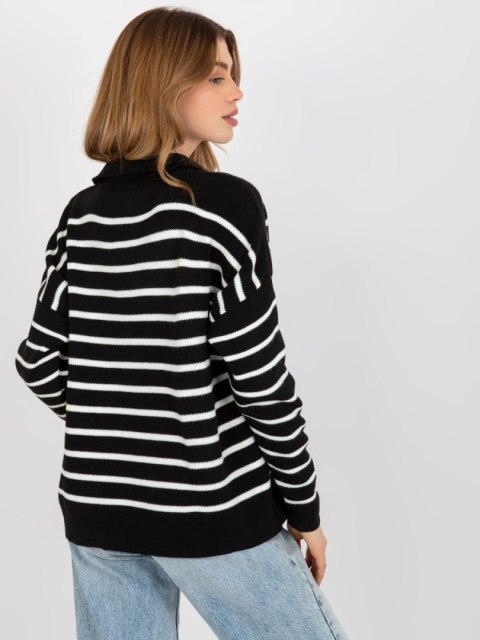Sweter TO-SW-1711-3.15 czarno-biały Sweter TO-SW-1711-3.15 czarno-biały