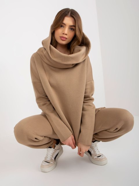 Komplet EM-KMPL-632.13 ciemny bezowy Komplet EM-KMPL-632.13 ciemny bezowy