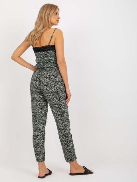 Spodnie D73770M61869J khaki L