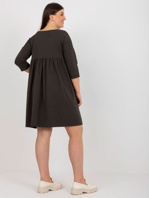 Sukienka RV-SK-8529.37P ciemny khaki Sukienka RV-SK-8529.37P ciemny khaki