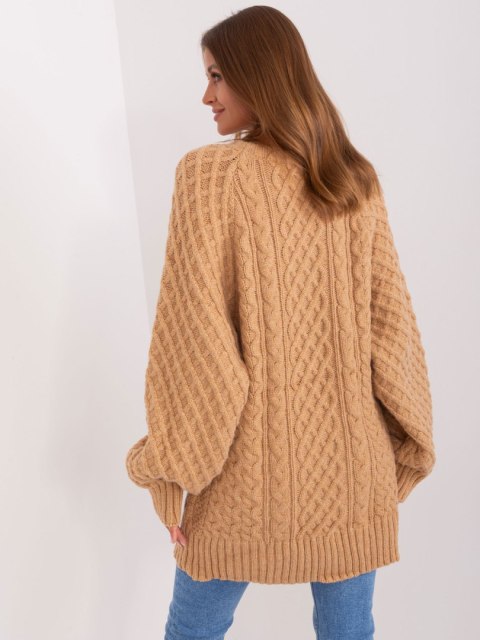 Sweter AT-SW-2367-2.64P camelowy Sweter AT-SW-2367-2.64P camelowy