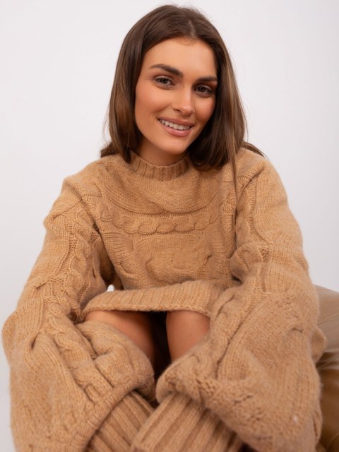 Sweter AT-SW-2367.76P camelowy Sweter AT-SW-2367.76P camelowy