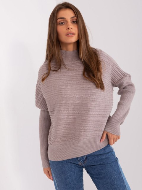 Sweter AT-SW-2368.36X ciemny bezowy Sweter AT-SW-2368.36X ciemny bezowy