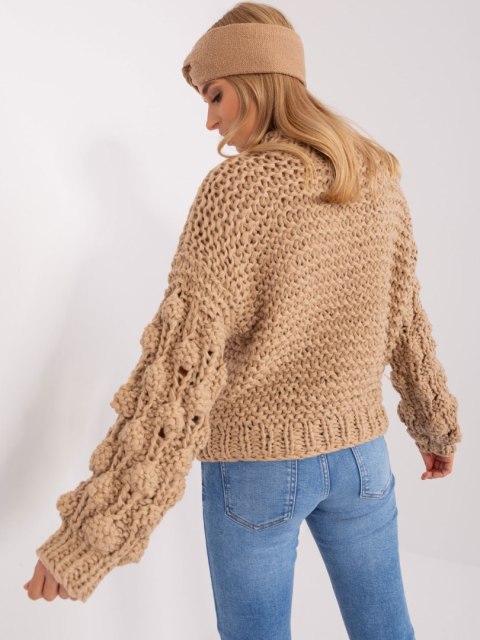 Sweter AT-SW-2382.97P beżowy Sweter AT-SW-2382.97P beżowy