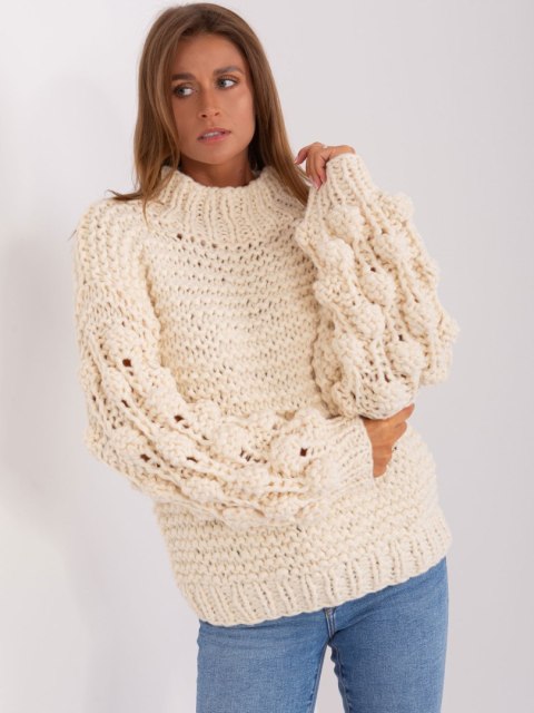 Sweter AT-SW-2382.97P jasny beżowy Sweter AT-SW-2382.97P jasny beżowy