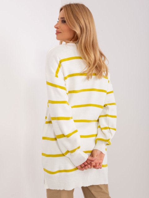 Sweter TO-SW-1309.31 oliwkowy Sweter TO-SW-1309.31 oliwkowy