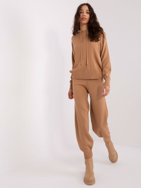 Komplet BA-KMPL-2211.22P camelowy Komplet BA-KMPL-2211.22P camelowy