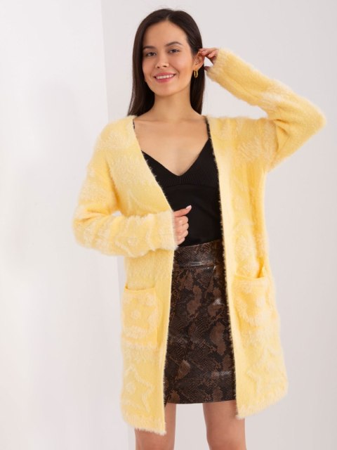 Sweter AT-SW-234503.00P jasny żółty Sweter AT-SW-234503.00P jasny żółty