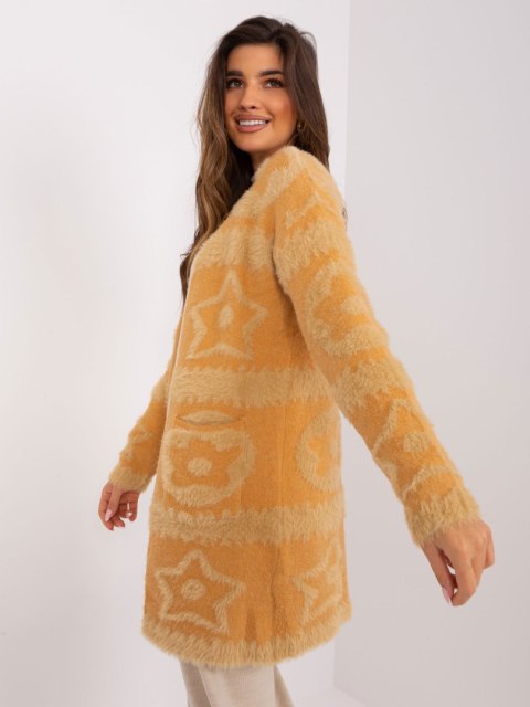 Sweter AT-SW-234503.00P camelowy Sweter AT-SW-234503.00P camelowy