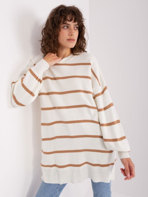 Sweter TO-SW-1309.31 camelowy Sweter TO-SW-1309.31 camelowy