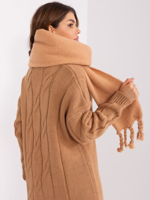 Szalik AT-SZ-2313502.76P camelowy Szalik AT-SZ-2313502.76P camelowy