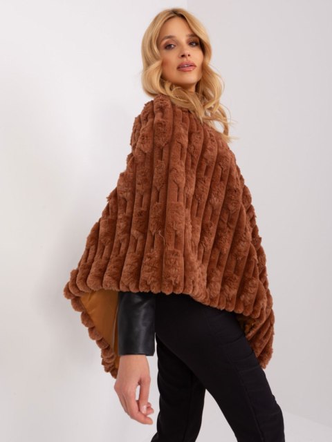Poncho AT-PN-2347.16 jasny brązowy Poncho AT-PN-2347.16 jasny brązowy