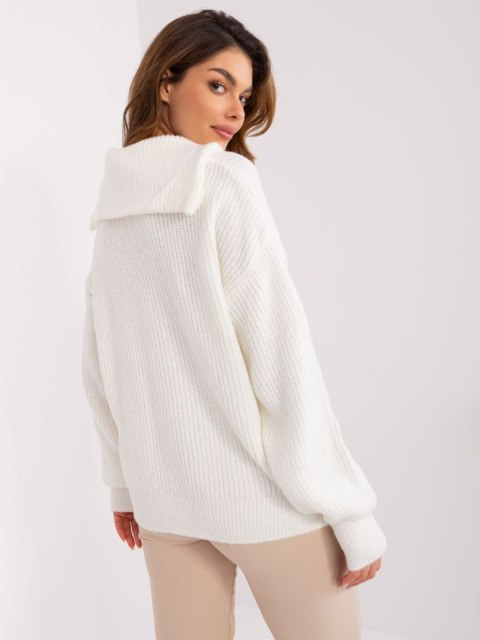 Sweter BA-SW-0374.35P ecru Sweter BA-SW-0374.35P ecru