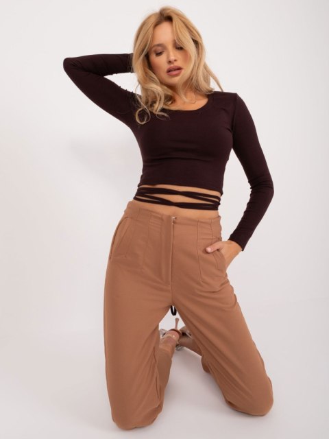 Bluzka EM-BZ-782.95 ciemny brązowy Bluzka EM-BZ-782.95 ciemny brązowy