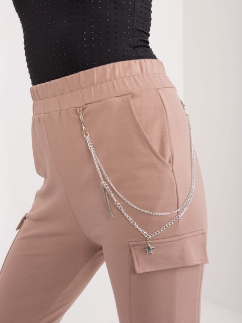 Spodnie dresowe RV-DR-9604.27 ciemny bezowy L/XL Spodnie dresowe RV-DR-9604.27 ciemny bezowy L/XL