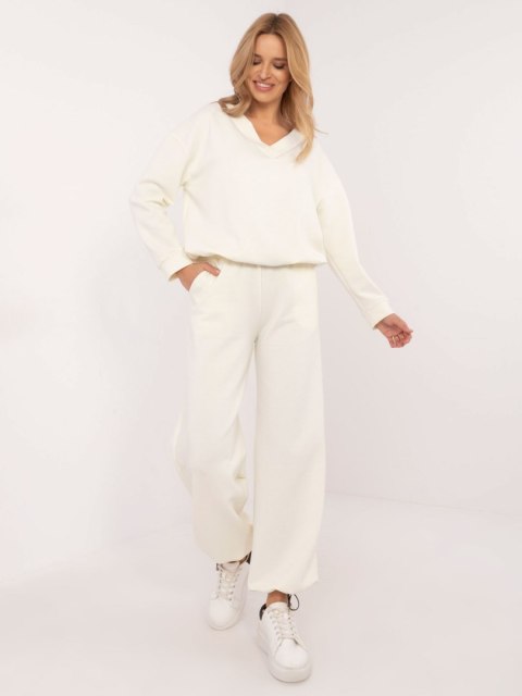 Komplet LK-KMPL-509772.44 ecru L/XL Komplet LK-KMPL-509772.44 ecru L/XL