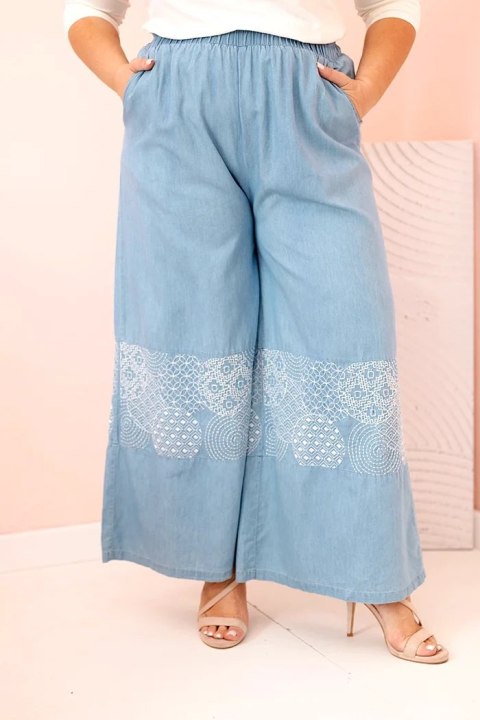 Spodnie damskie Plus Size z szeroką nogawką i haftem etnicznym jasno jeansowe uniwersalny Spodnie damskie Plus Size z szeroką nogawką i haftem etnicznym jasno jeansowe uniwersalny